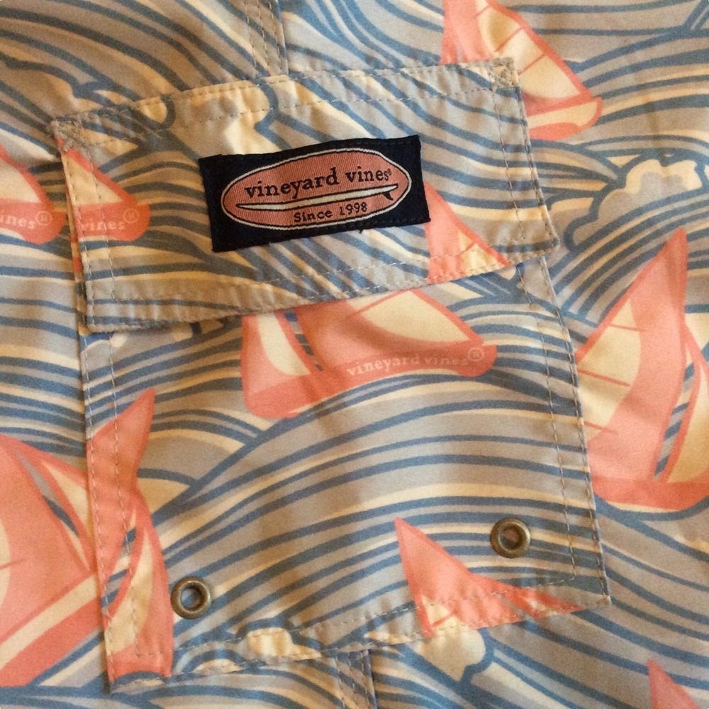 Women’s vineyard vines board skirt - Picture 4 of 6